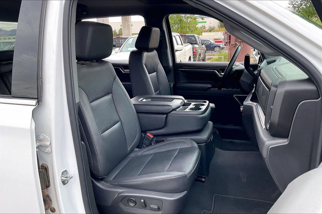 Used 2025 GMC Sierra 1500 SLT RWD image 7