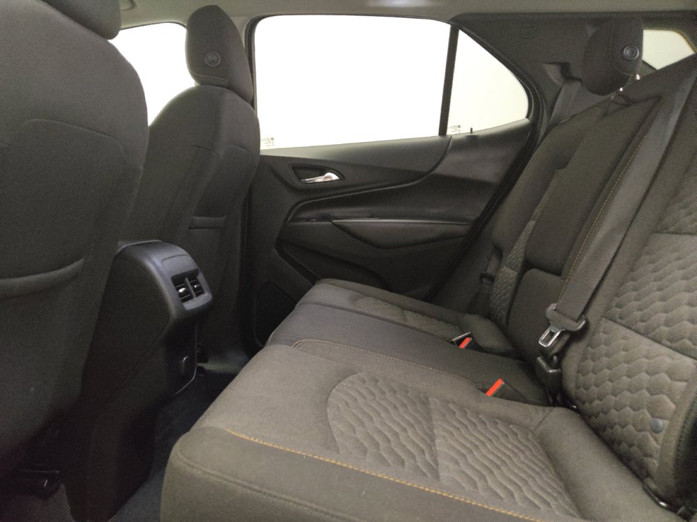 Used 2018 Chevrolet Equinox LT FWD image 18