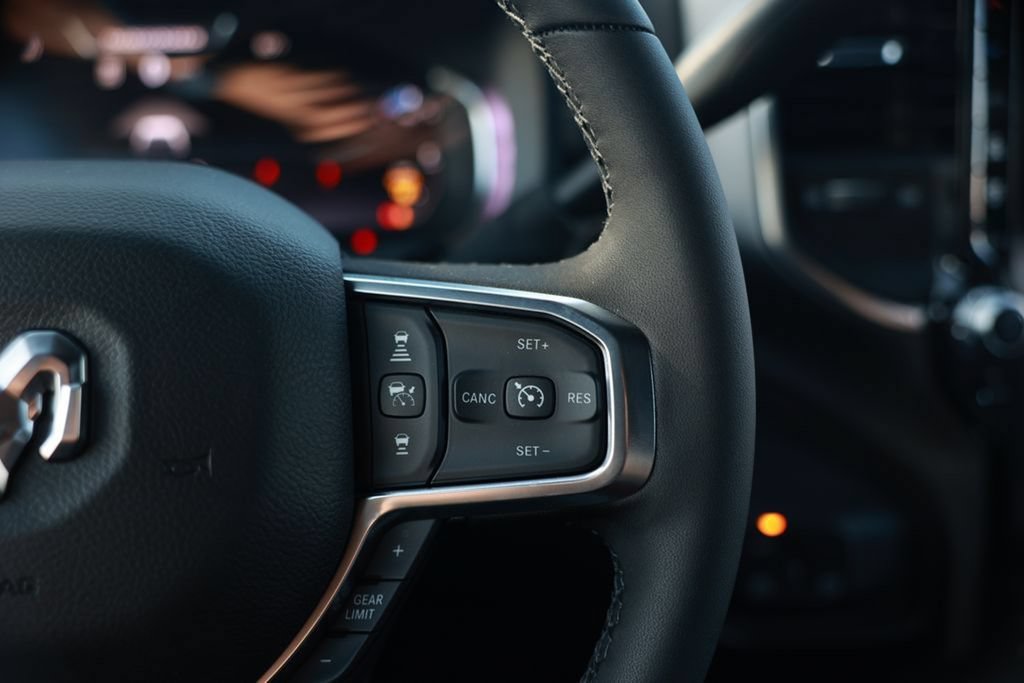 New 2026 RAM 3500 Laramie AWD/4WD image 20