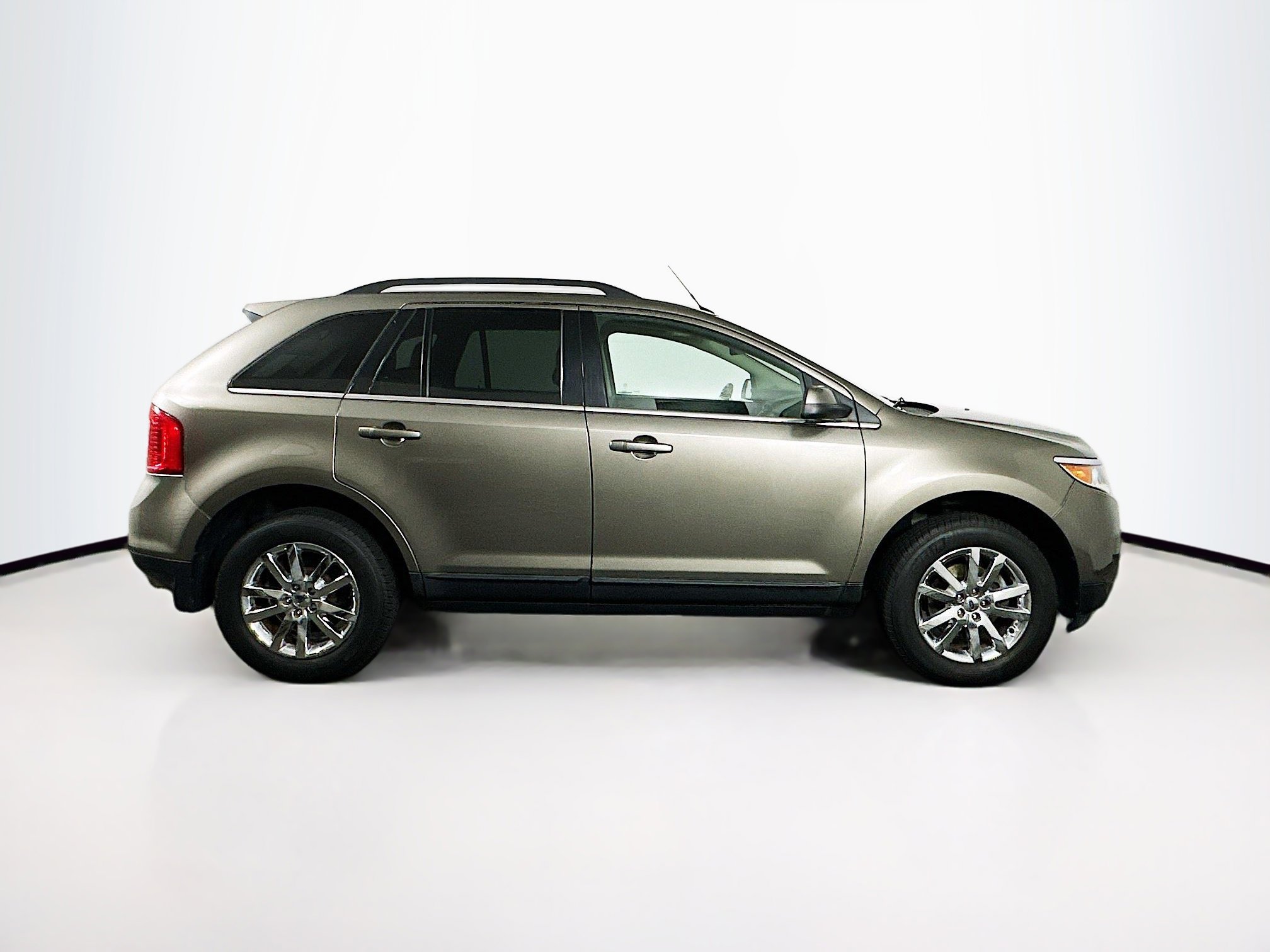 Used 2014 Ford Edge Limited AWD/4WD image 10