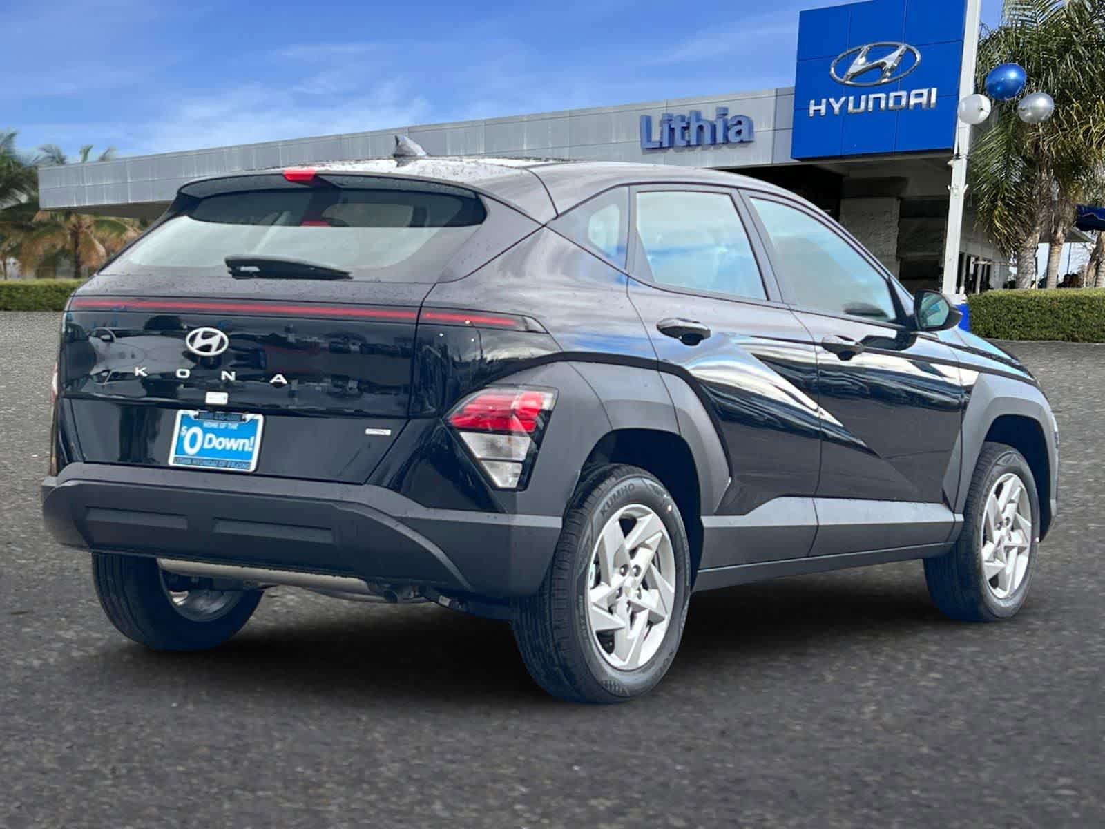 New 2026 Hyundai Kona SE AWD/4WD image 2