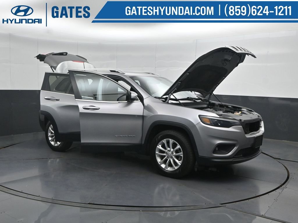 Used 2019 Jeep Cherokee Latitude w/ Popular Appearance Group AWD/4WD image 55