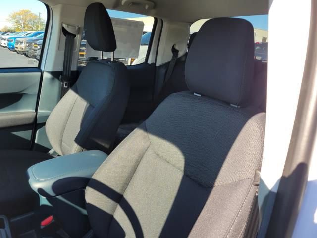 New 2025 Ford Maverick XL w/ Equipment Group 101A image 23