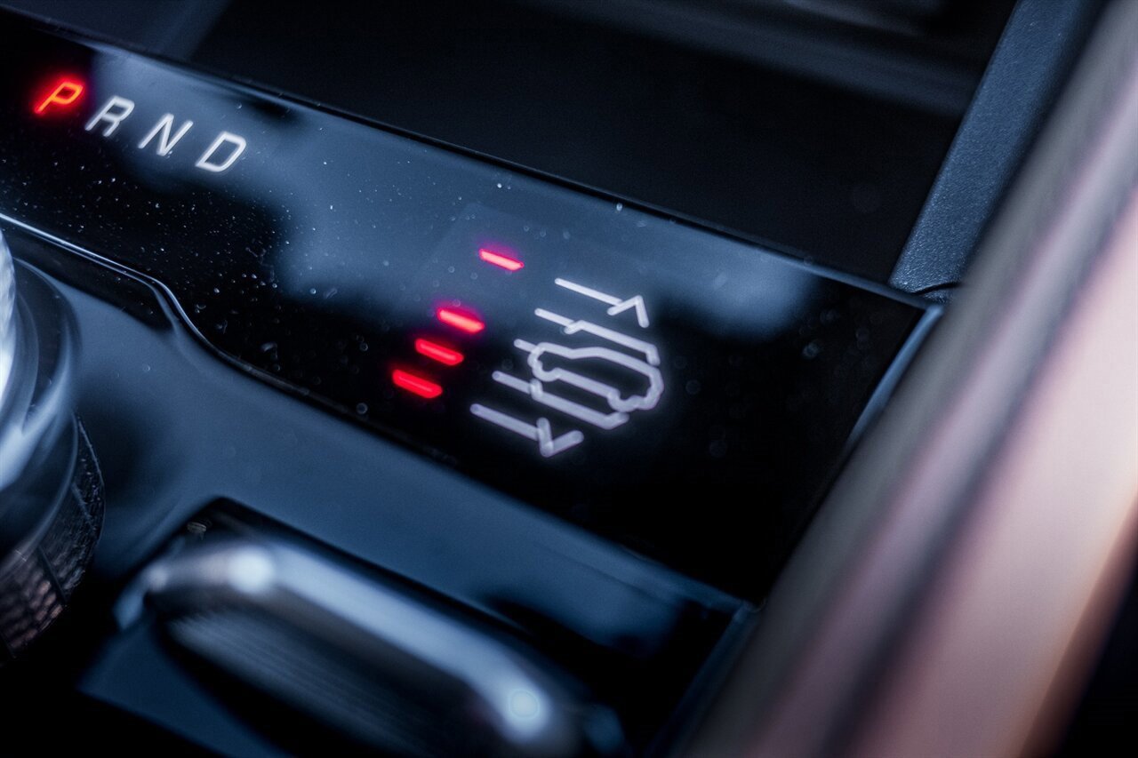 Used 2025 Jeep Grand Cherokee L Summit image 28