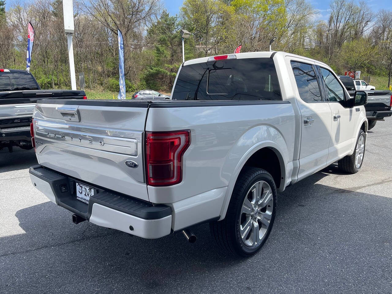 Used 2016 Ford F150 Limited w/ Trailer Tow Package image 8