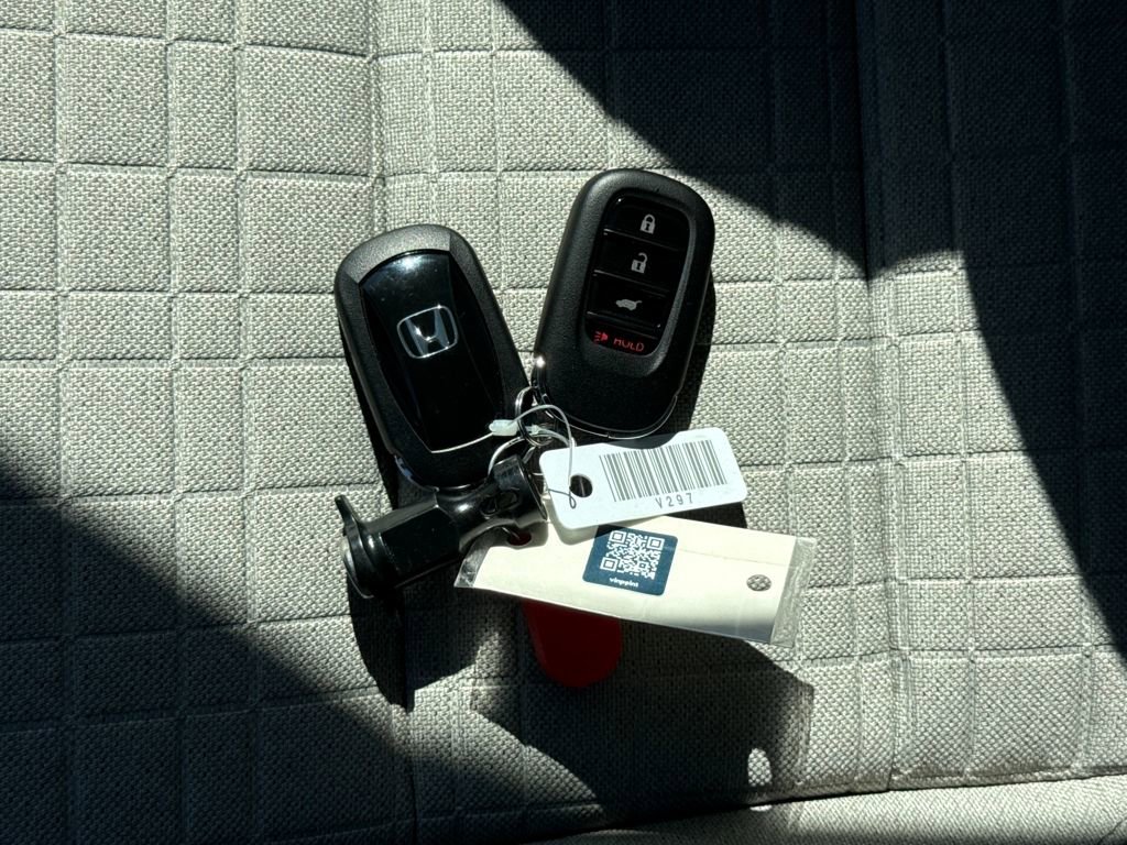 New 2026 Honda HR-V LX image 27