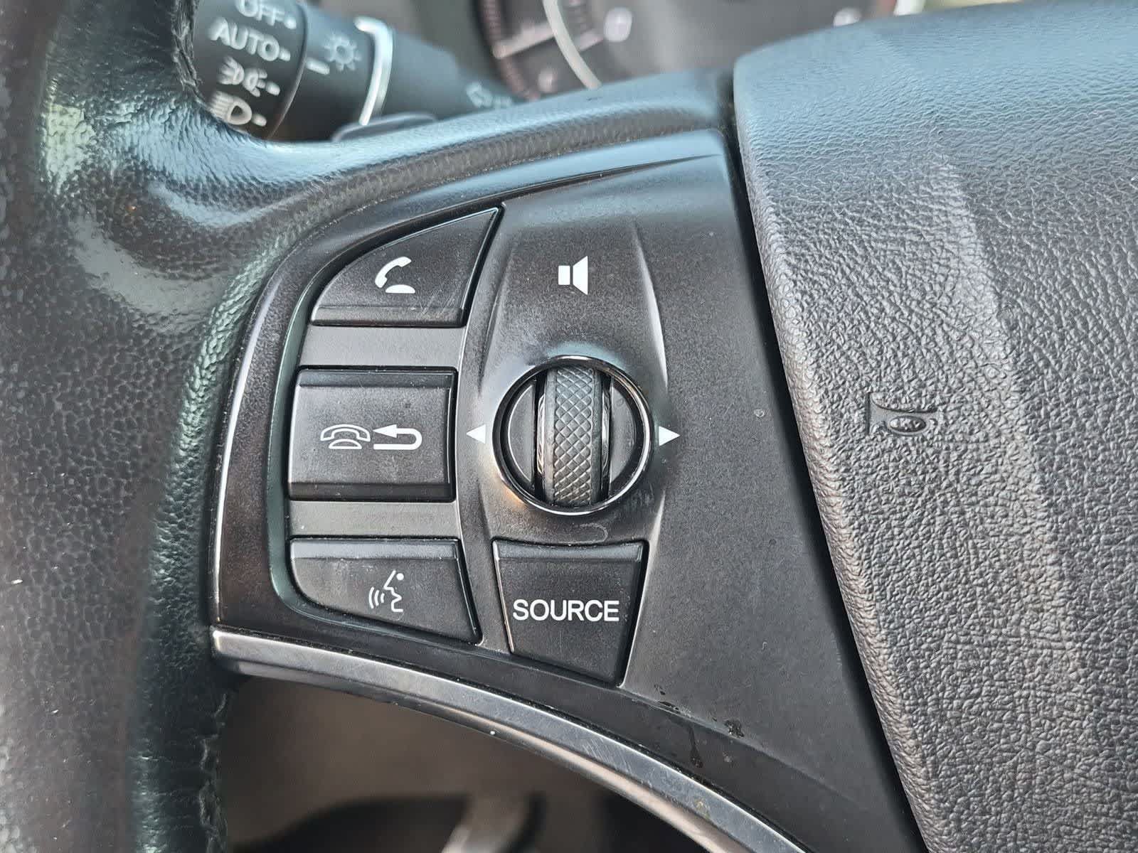 Used 2015 Acura MDX w/ Technology Package AWD/4WD image 23