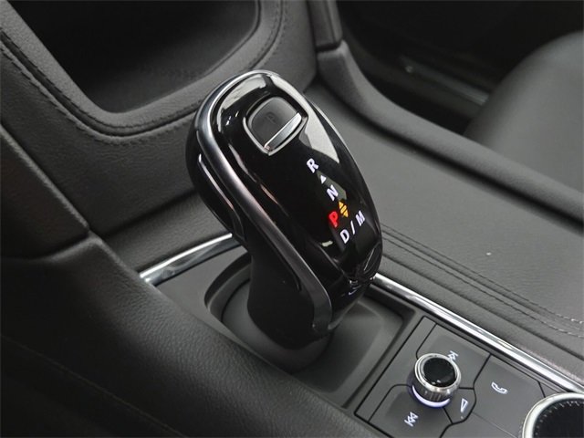 Certified 2022 Cadillac XT5 Premium Luxury w/ LPO, Floor Liner Package image 13