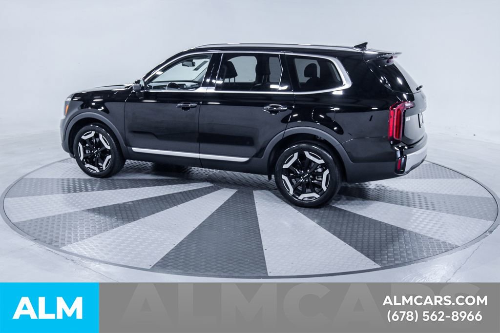Used 2024 Kia Telluride S w/ S Sunroof Package FWD image 5