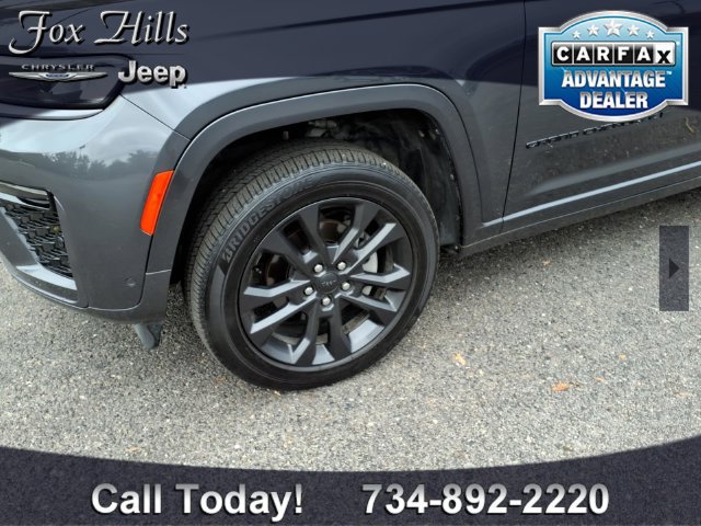 Certified 2026 Jeep Grand Cherokee Overland AWD/4WD image 5