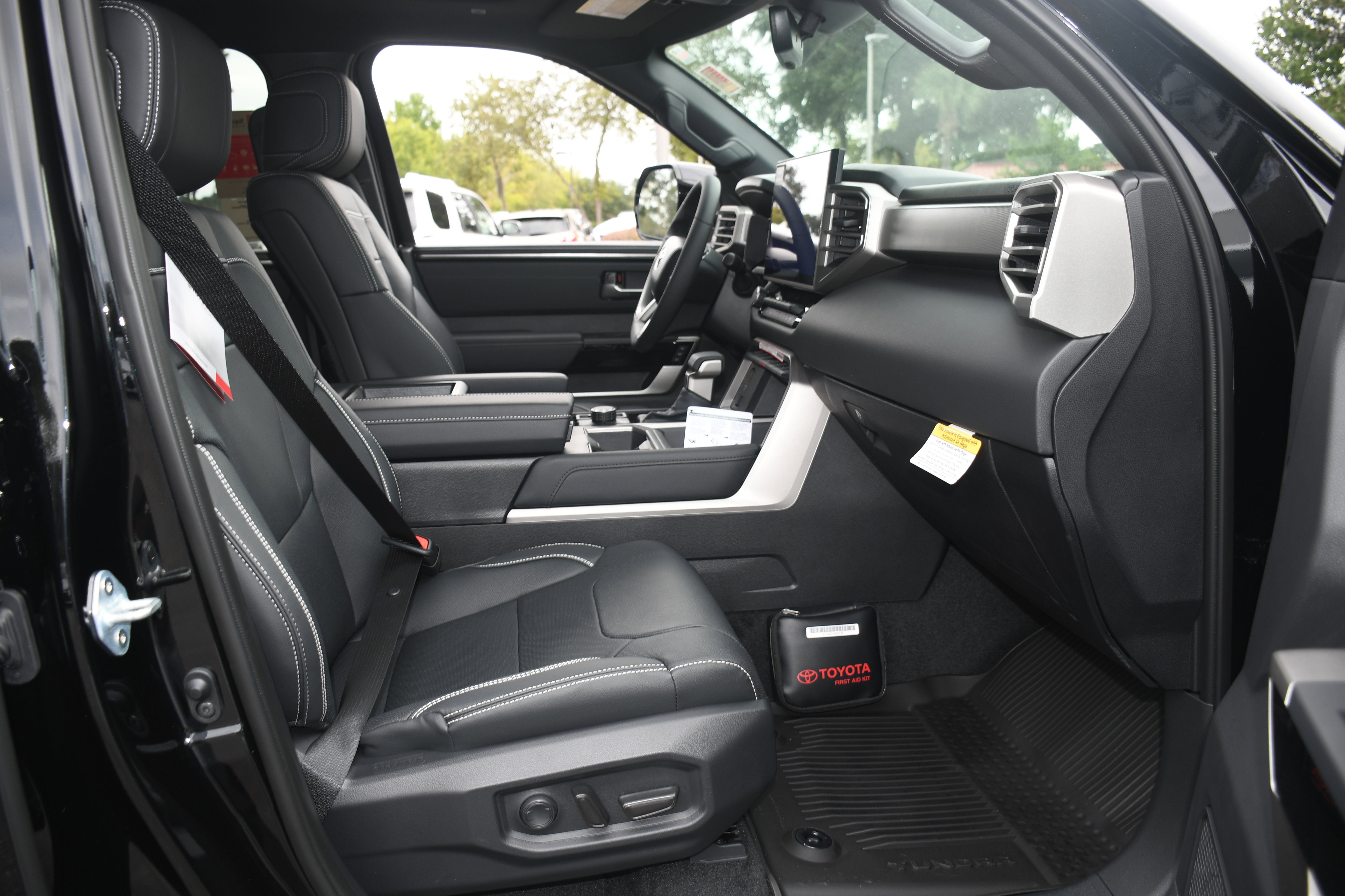 New 2026 Toyota Tundra Limited image 11