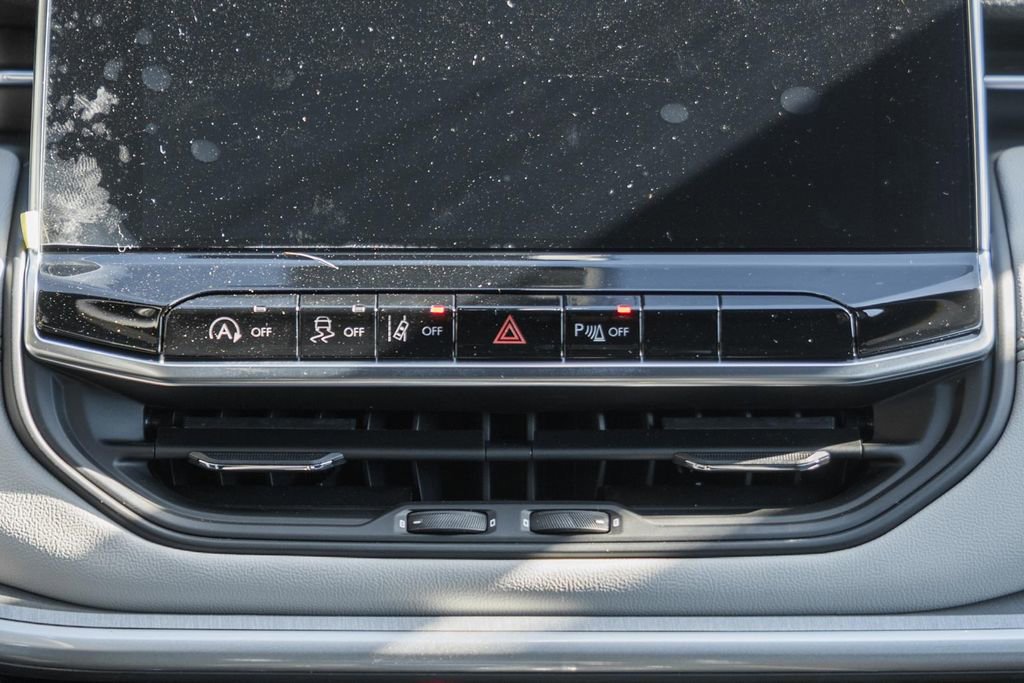 New 2026 Jeep Compass Limited image 20