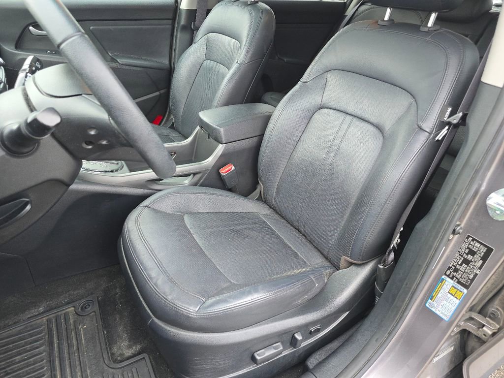 Used 2012 Kia Sportage SX w/ SX Premium Pkg image 24