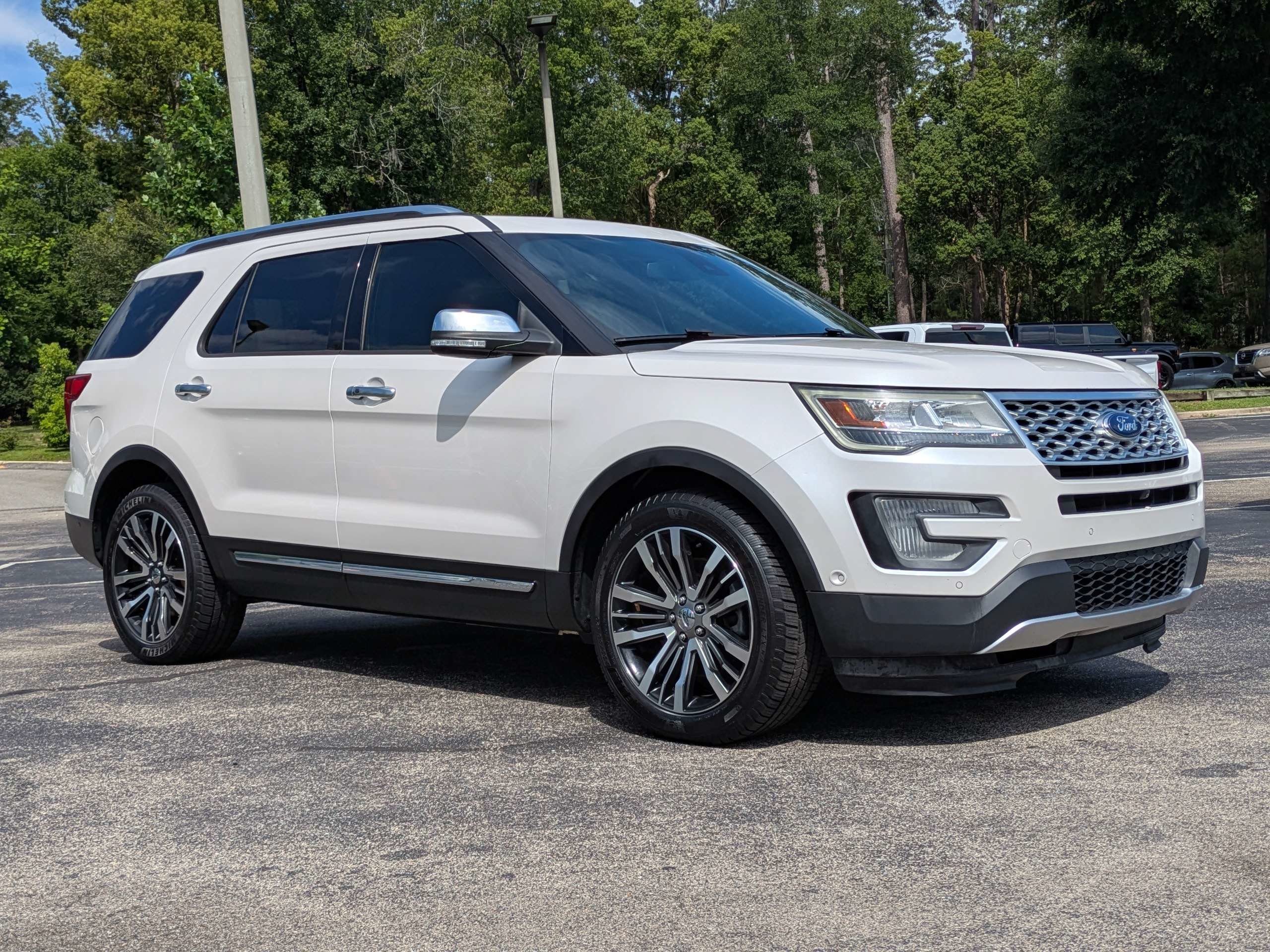 Used 2017 Ford Explorer Platinum