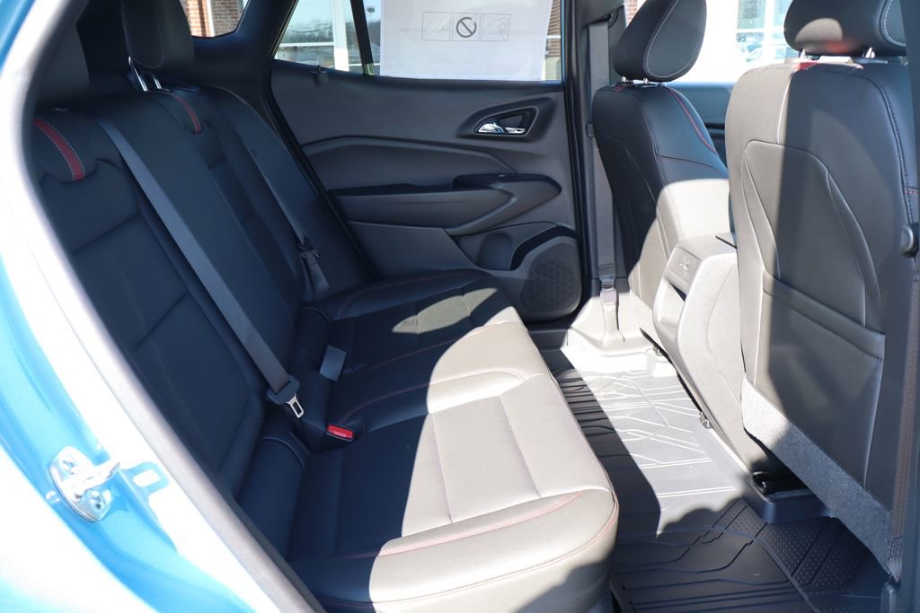 New 2026 Chevrolet Trax RS w/ Sunroof Package image 38