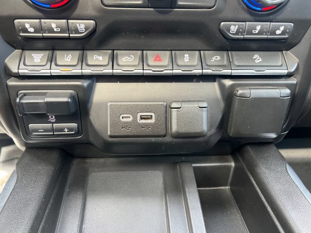 Certified 2022 Chevrolet Silverado 2500 LTZ w/ LTZ Plus Package AWD/4WD image 28