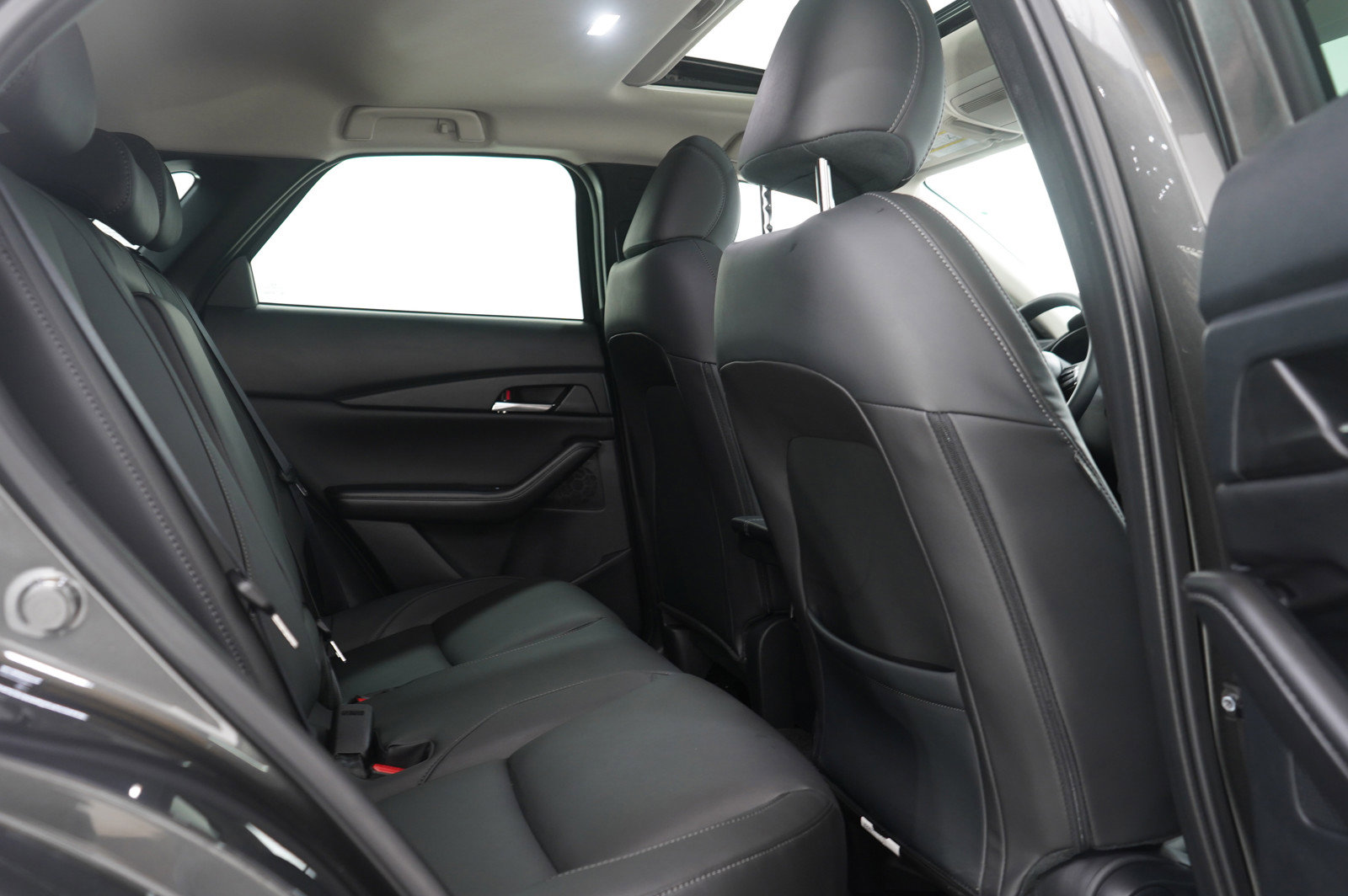 Certified 2025 MAZDA CX-30 AWD 2.5 S w/ Preferred Package image 12