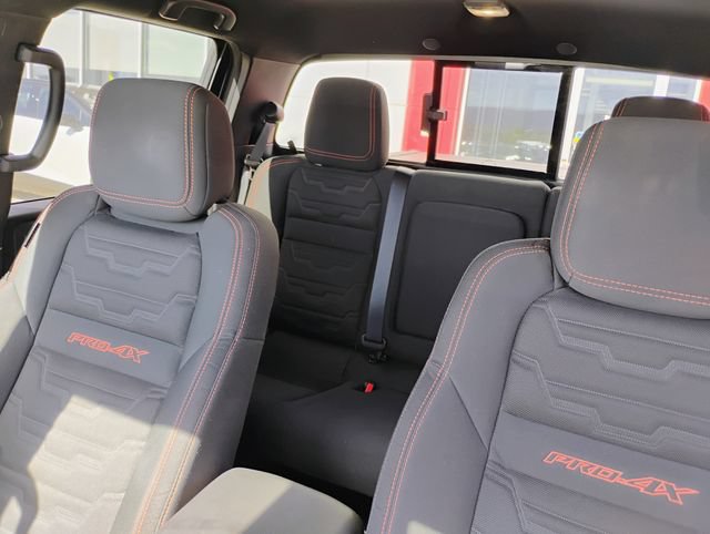 Used 2023 Nissan Frontier PRO-4X w/ Pro Convenience Package AWD/4WD image 13