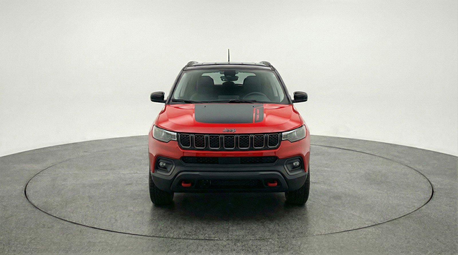 Used 2025 Jeep Compass Trailhawk image 2