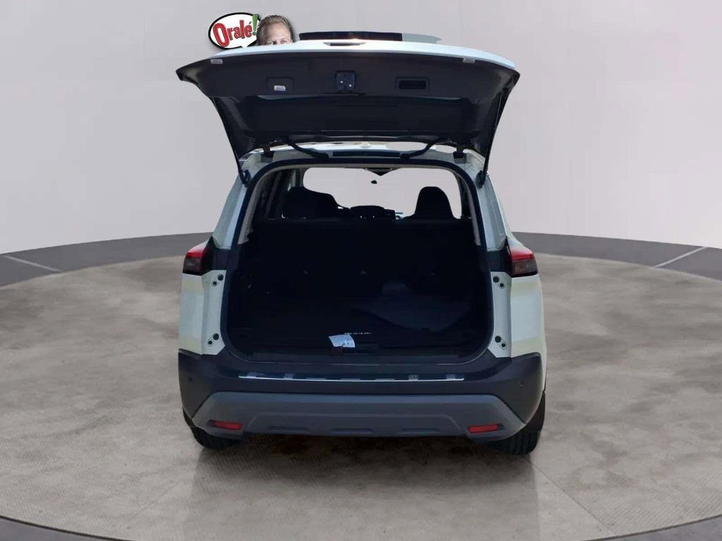 Used 2023 Nissan Rogue SV FWD image 19
