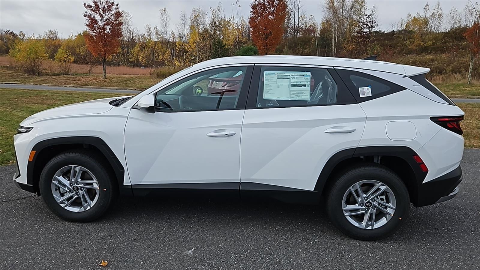 New 2026 Hyundai Tucson SE AWD/4WD image 4