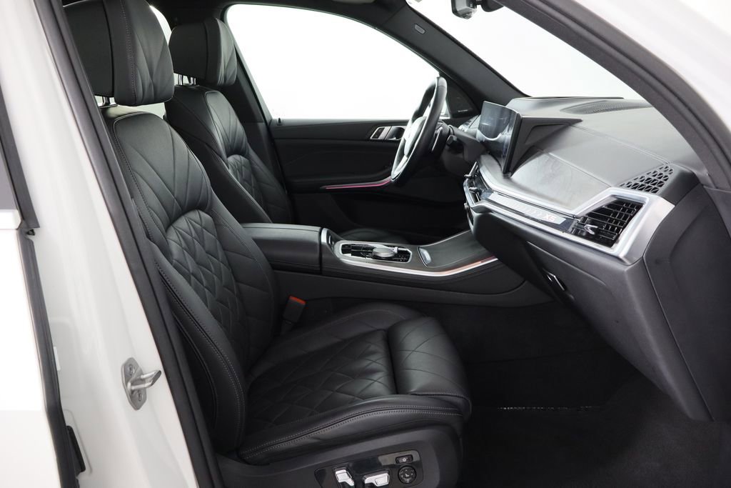 Used 2024 BMW X5 sDrive40i RWD image 18
