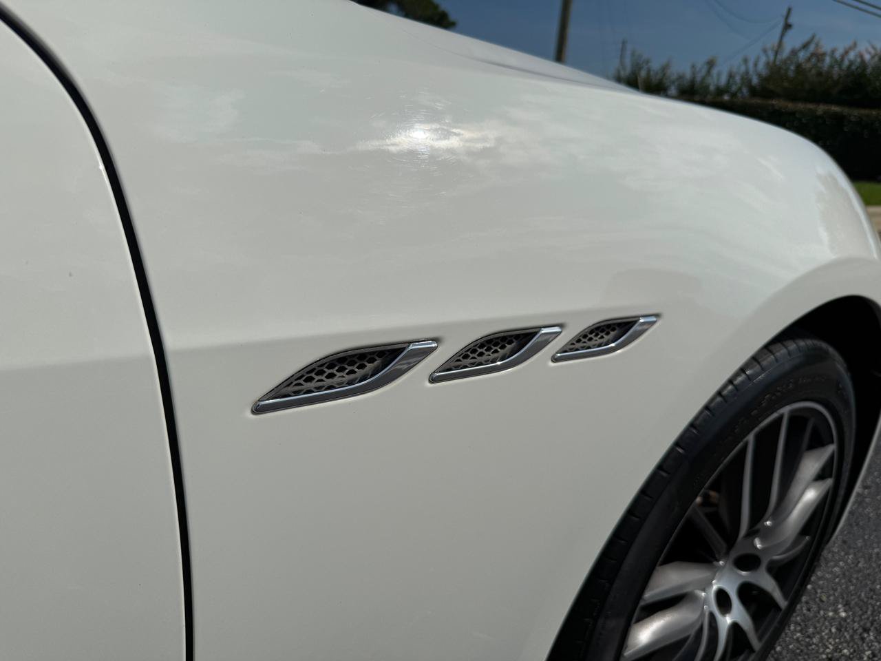 Used 2017 Maserati Ghibli RWD image 15