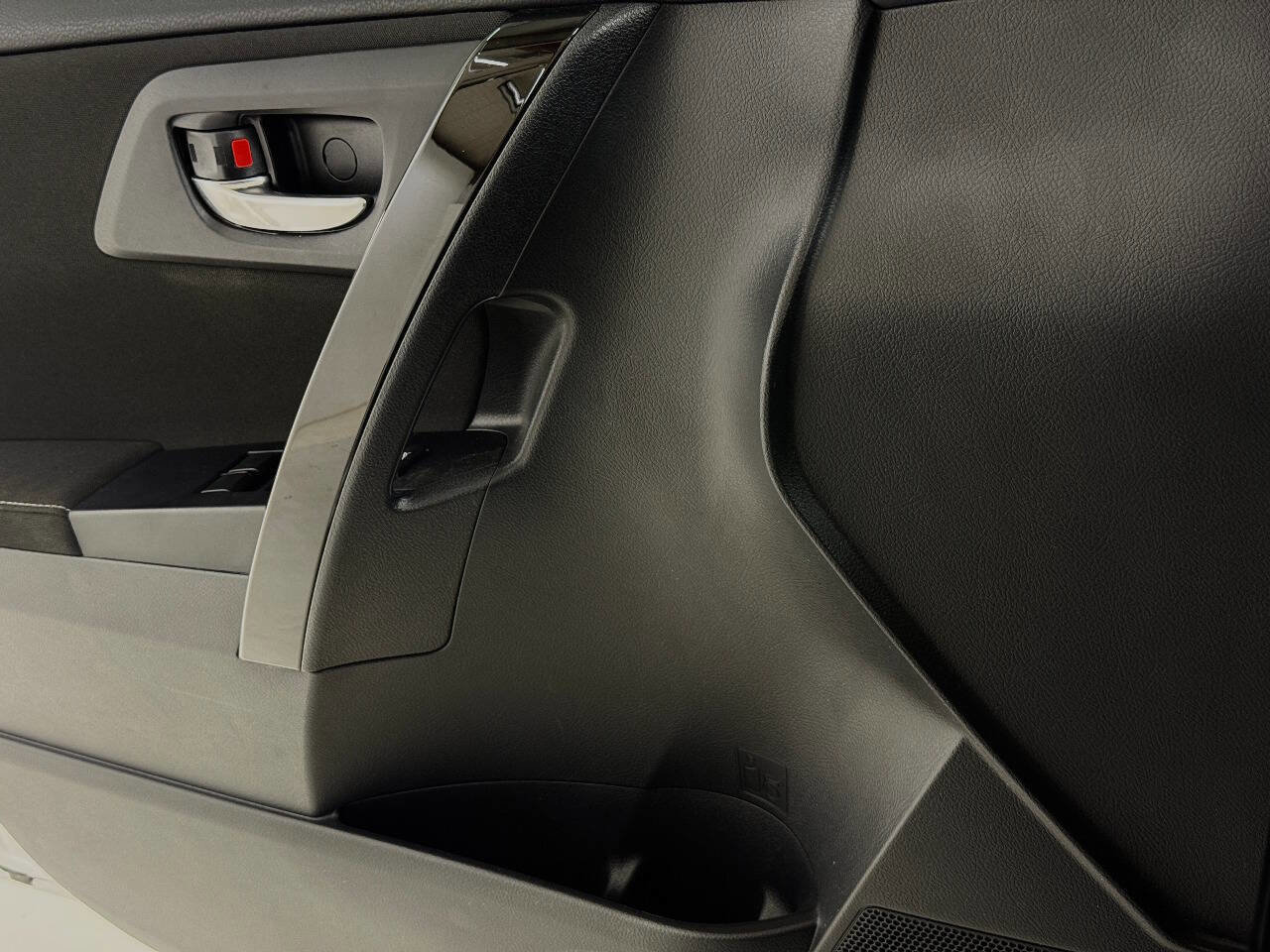 Used 2017 Toyota Corolla iM FWD image 59