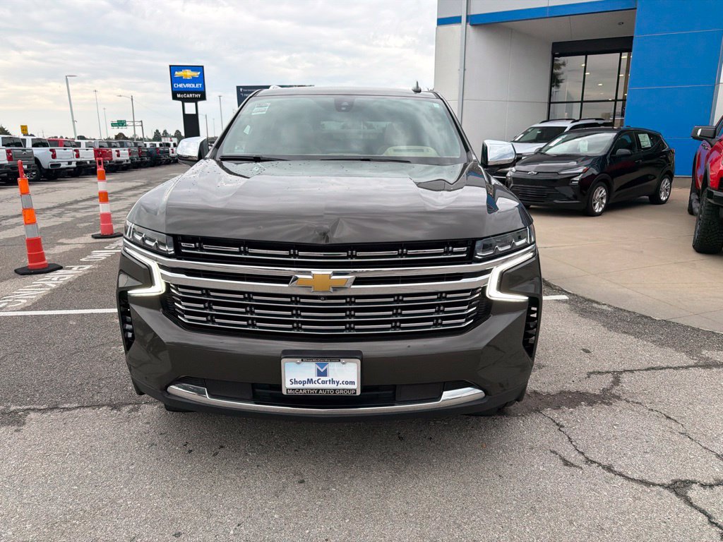 Used 2021 Chevrolet Tahoe Premier w/ Premium Package AWD/4WD image 8