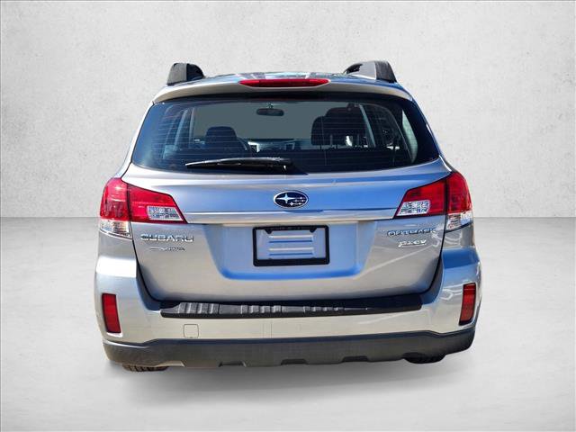 Used 2011 Subaru Outback 2.5i image 6