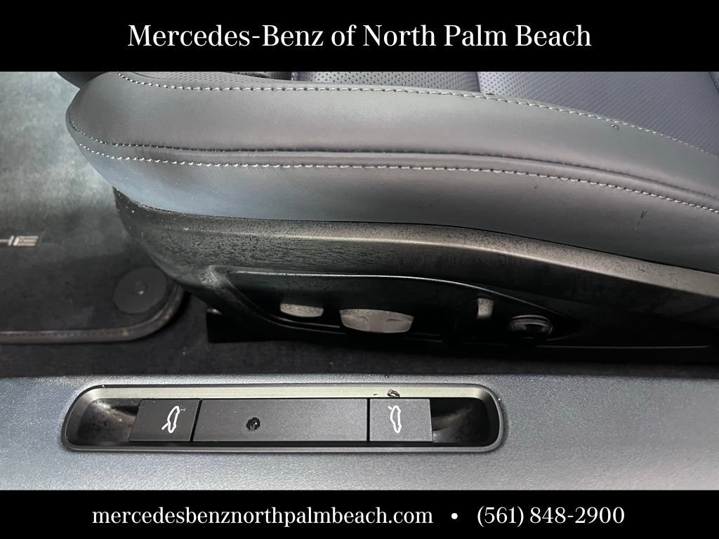 Used 2026 Porsche 911 Carrera RWD image 32