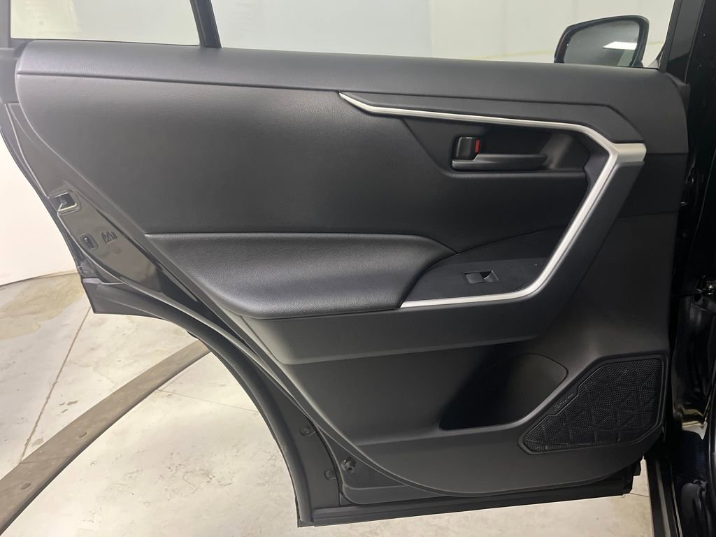 Used 2025 Toyota RAV4 LE image 28
