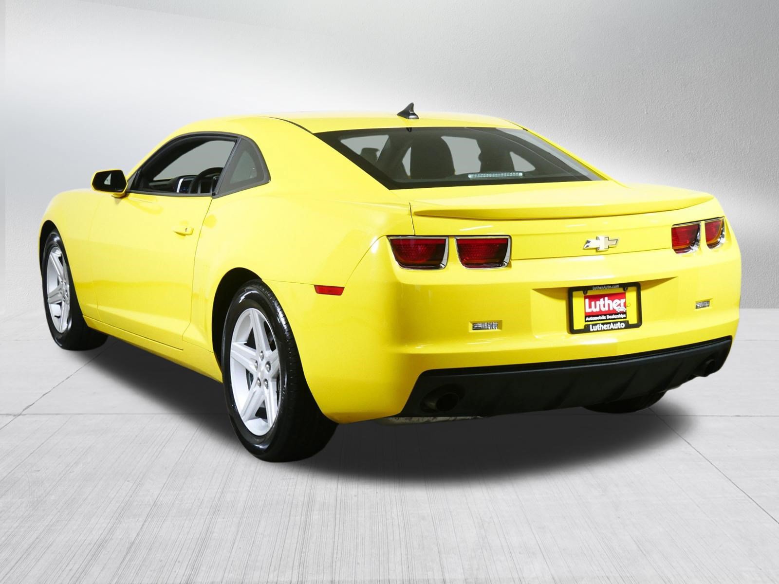 Used 2012 Chevrolet Camaro LT RWD image 5