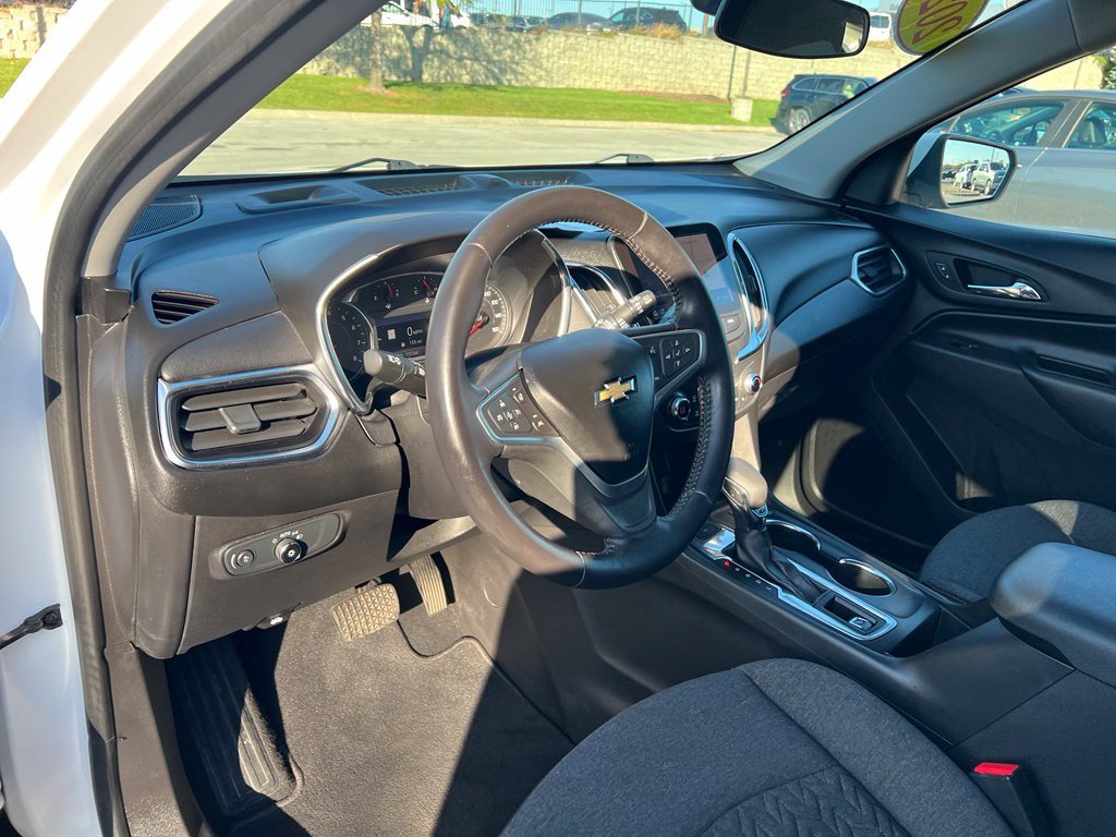 Used 2022 Chevrolet Equinox LT AWD/4WD image 18