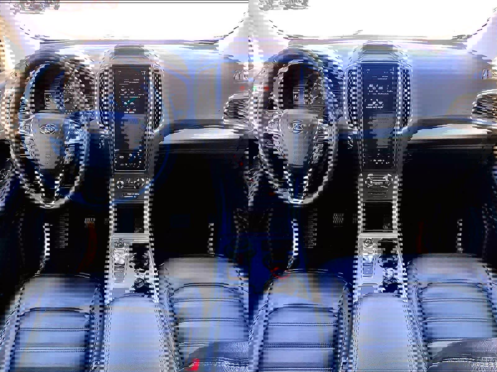 Used 2024 Ford Edge SEL image 21