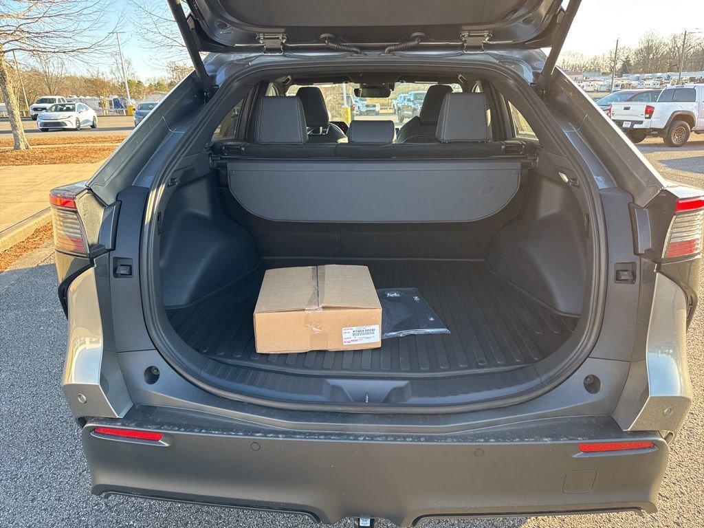 Used 2025 Toyota bZ4X AWD w/ Weather Package image 33