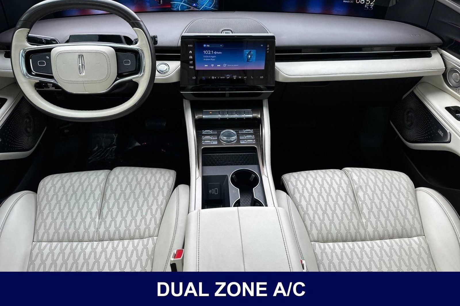 Used 2024 Lincoln Nautilus Black Label w/ Jet Appearance Package (87T) AWD/4WD image 17