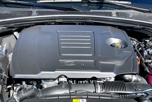 New 2026 Land Rover Range Rover Velar Dynamic SE image 13