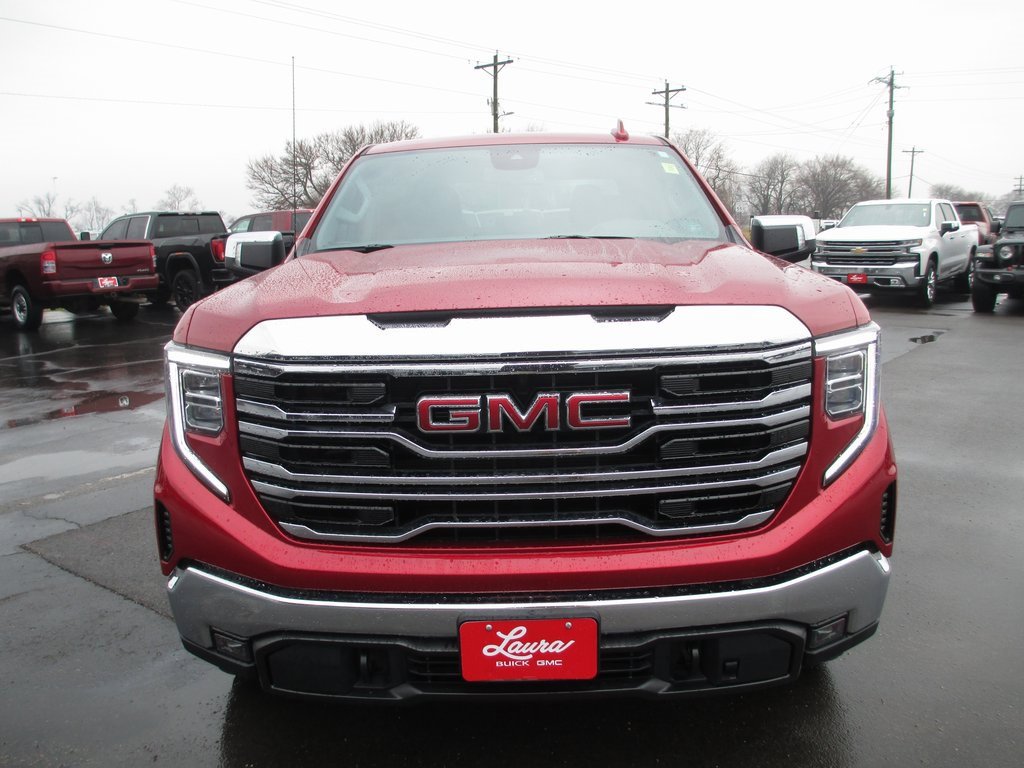 Used 2024 GMC Sierra 1500 SLT image 12