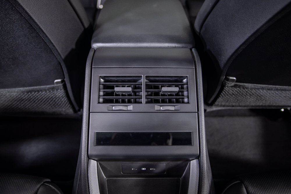 Used 2024 Porsche Panamera image 23