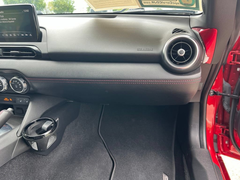 Used 2019 MAZDA MX-5 Miata Grand Touring RWD image 16