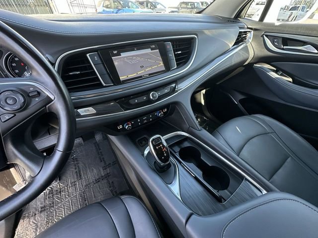 Used 2019 Buick Enclave Essence image 11