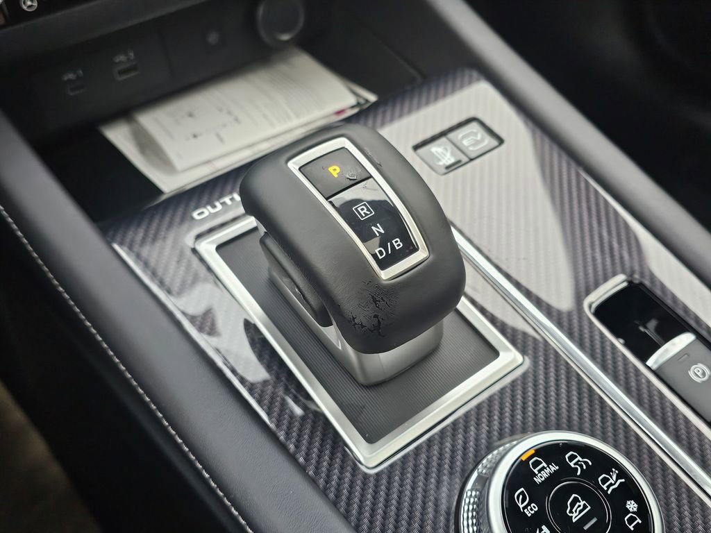 New 2025 Mitsubishi Outlander SEL Black Edition image 25