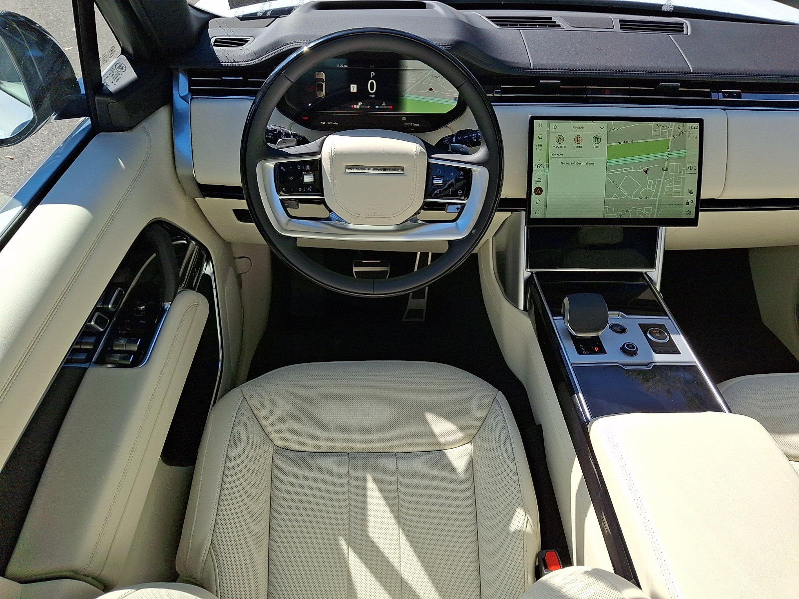 New 2027 Land Rover Range Rover SE AWD/4WD image 4