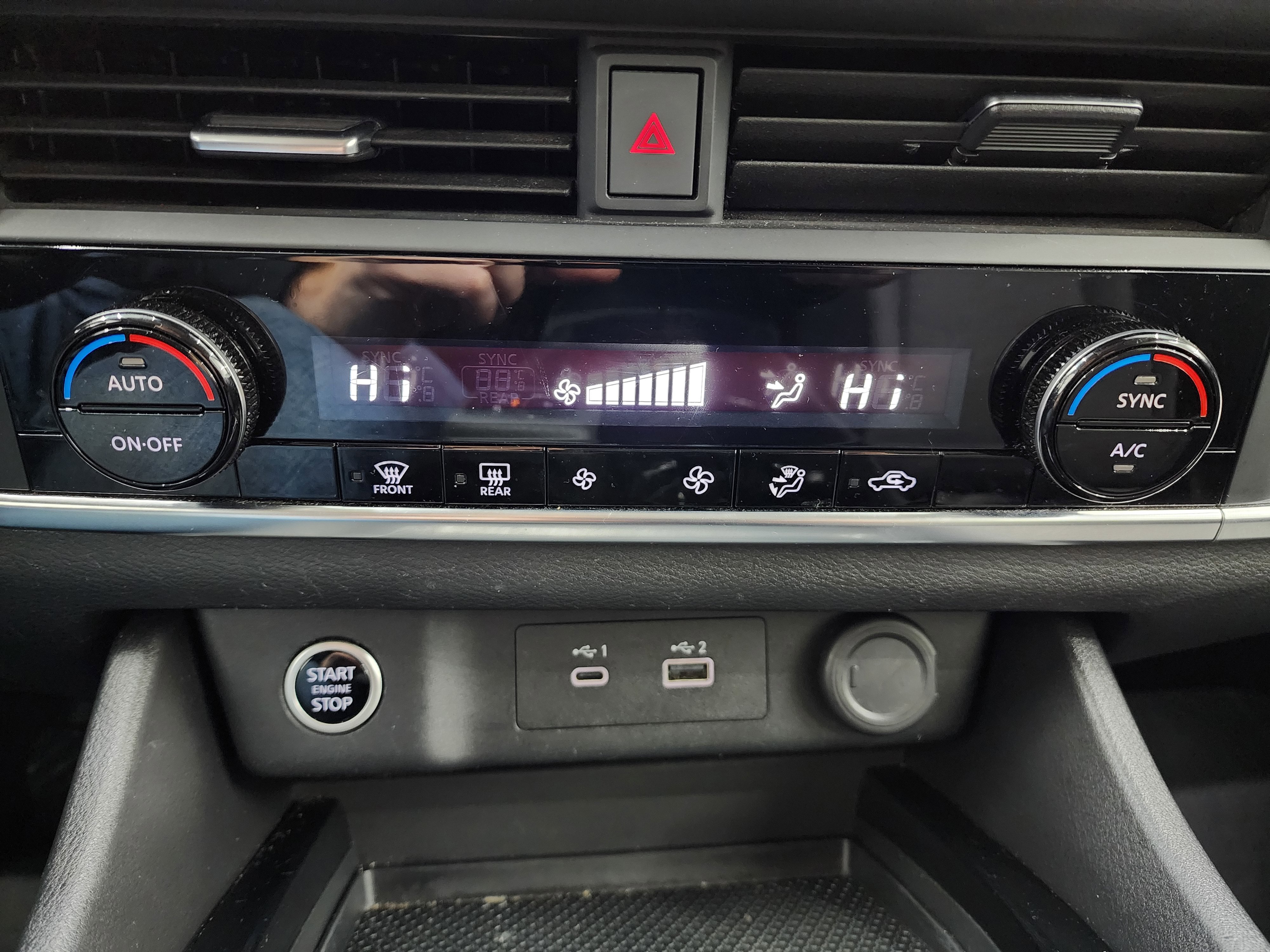 Used 2023 Nissan Rogue SV image 15