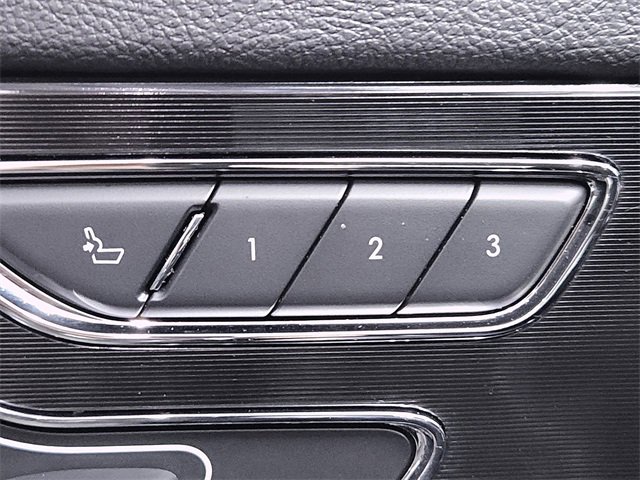 Used 2024 Lincoln Corsair Grand Touring image 32