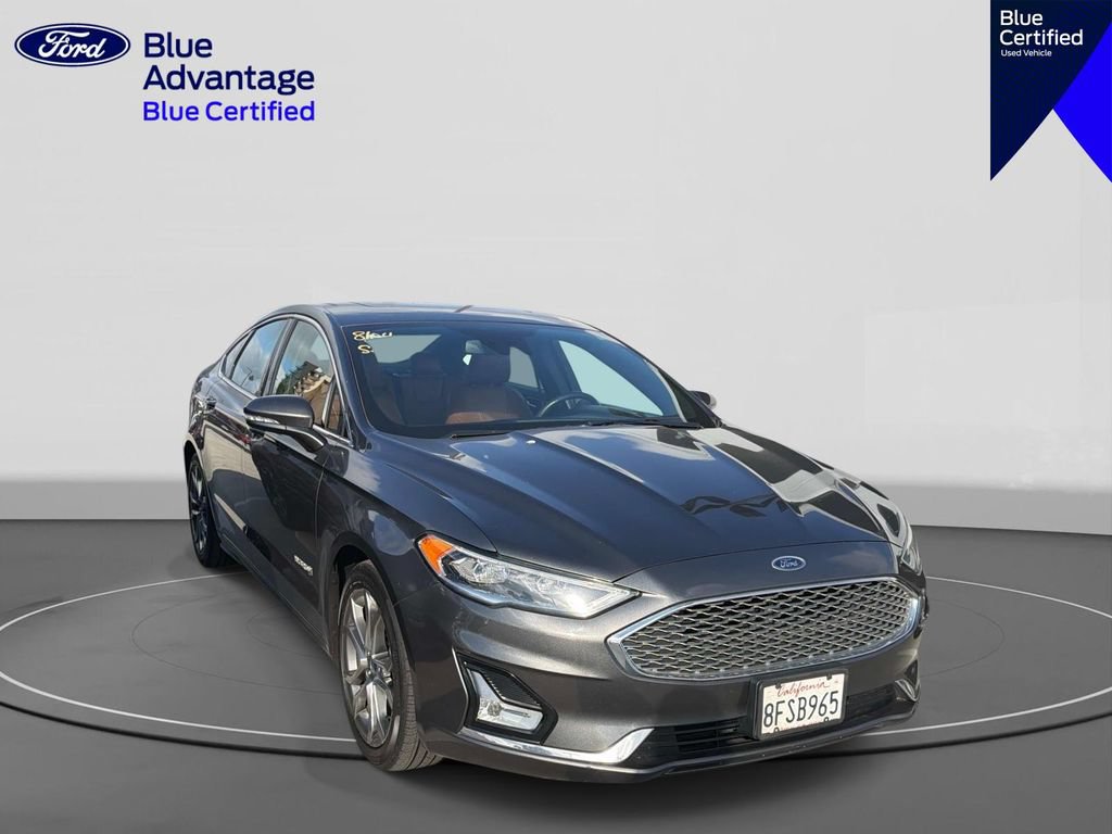 Used 2019 Ford Fusion Titanium FWD image 4