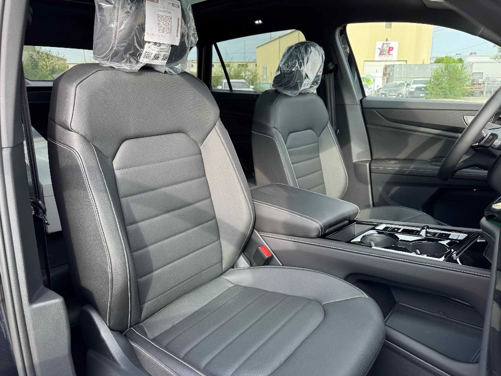 New 2026 Volkswagen Atlas Cross Sport SEL image 27