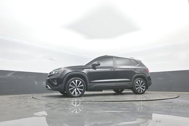 Used 2022 Volkswagen Taos SE image 31