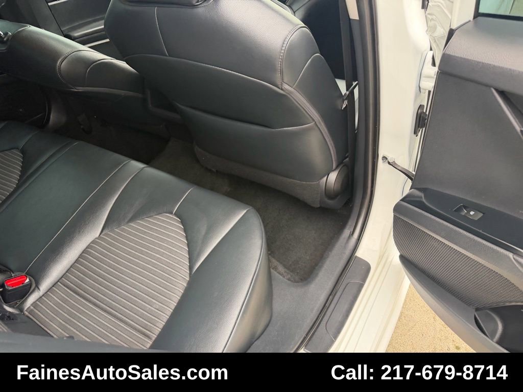 Used 2019 Toyota Camry SE image 64